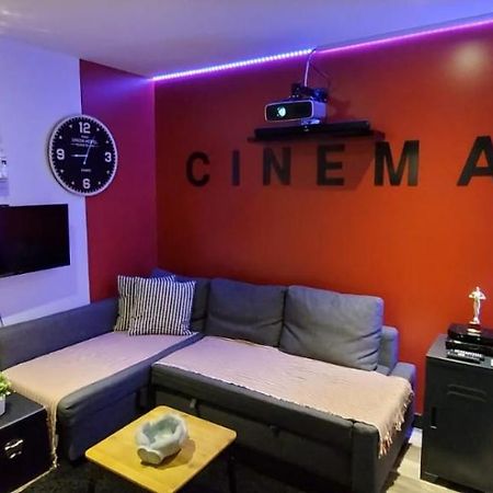 Appartement Cinema Video-Projecteur Et Garage Honfleur Exterior photo